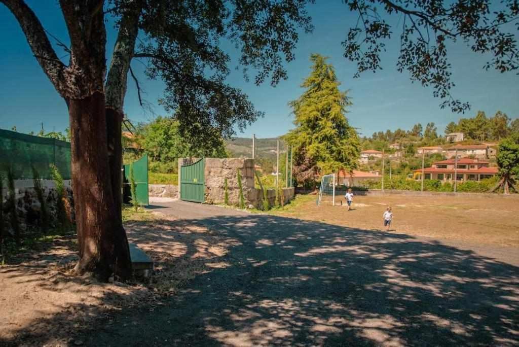 Gasthaus Quinta Vale De Frades Torrão Exterior foto